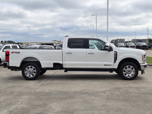 2023 Ford F-350SD Lariat