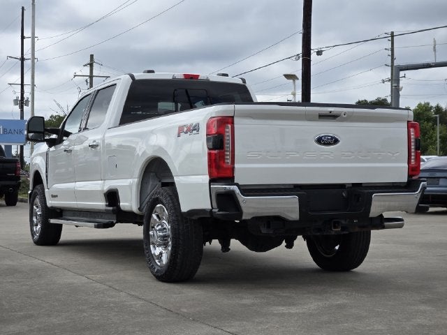 2023 Ford F-350SD Lariat