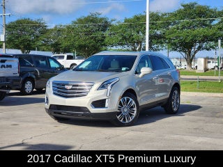 2017 Cadillac XT5 Premium Luxury