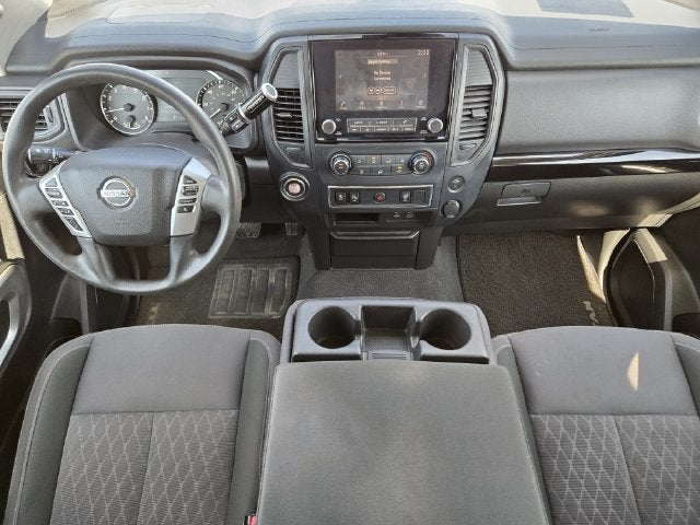 2022 Nissan Titan SV