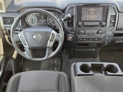 2022 Nissan Titan SV