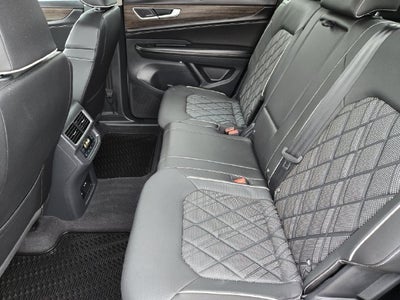 2024 Volkswagen Atlas 2.0T SEL Premium R-Line