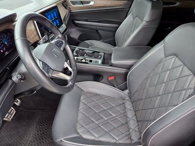 2024 Volkswagen Atlas 2.0T SEL Premium R-Line