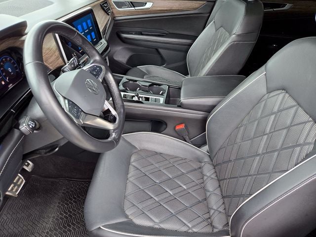 2024 Volkswagen Atlas 2.0T SEL Premium R-Line
