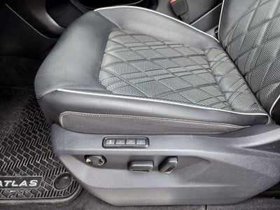 2024 Volkswagen Atlas 2.0T SEL Premium R-Line