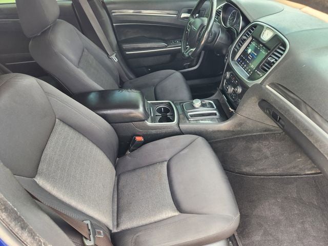2019 Chrysler 300 Touring