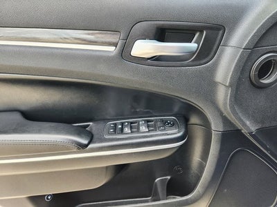 2019 Chrysler 300 Touring