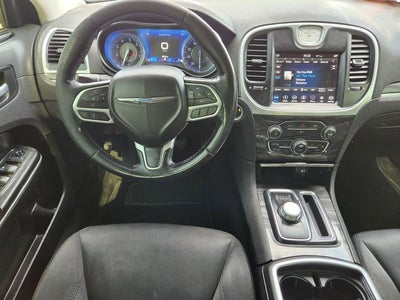 2019 Chrysler 300 Touring