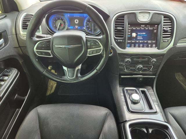 2019 Chrysler 300 Touring