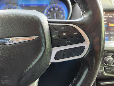 2019 Chrysler 300 Touring