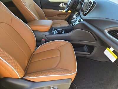 2026 Chrysler Pacifica Pinnacle