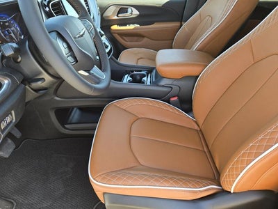 2026 Chrysler Pacifica Pinnacle