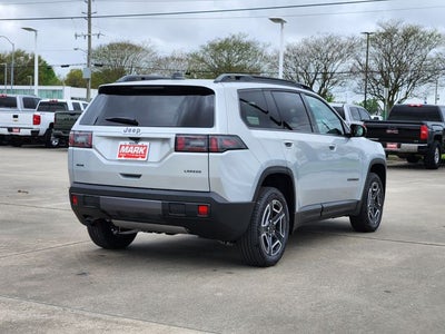 2026 Jeep Cherokee Laredo