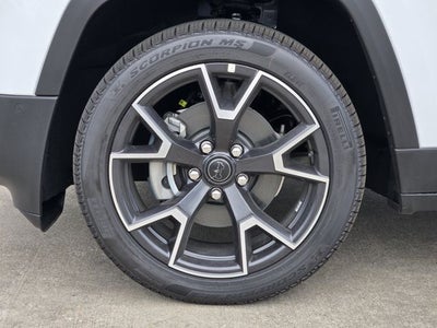 2026 Jeep Cherokee Overland