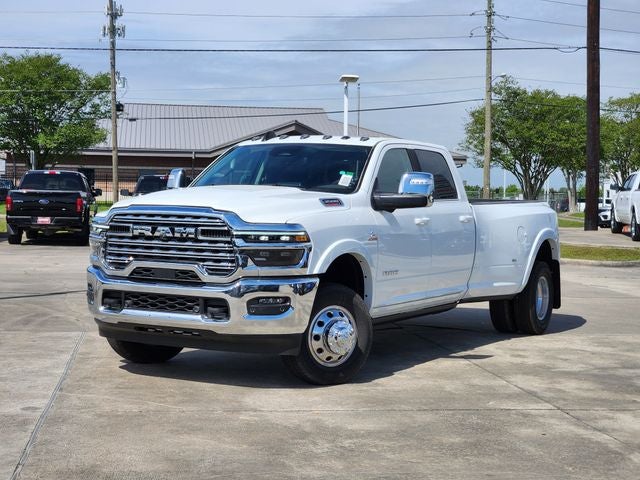 2026 RAM 3500 Limited