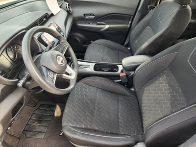 2022 Nissan Kicks SV