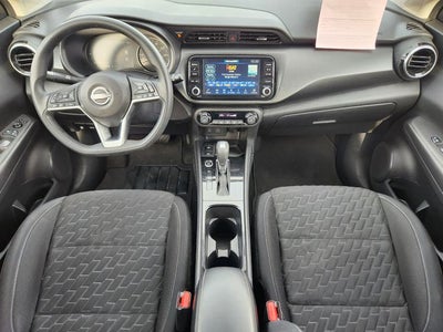 2022 Nissan Kicks SV