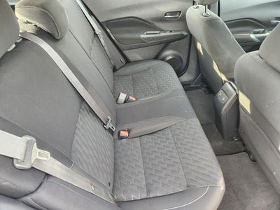 2022 Nissan Kicks SV