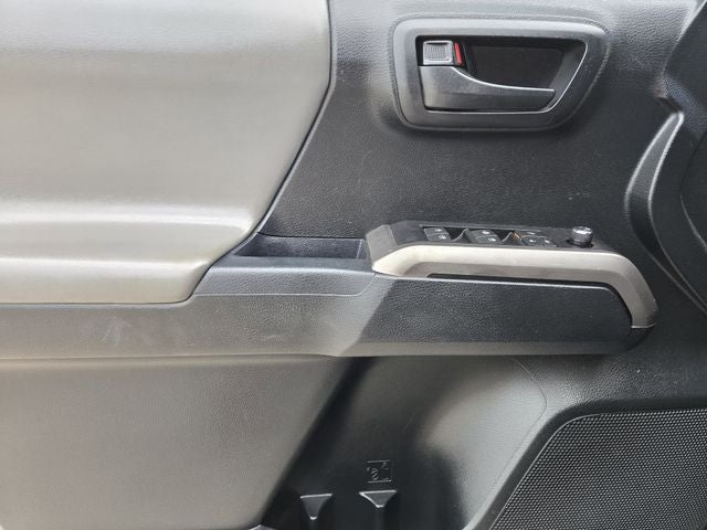 2017 Toyota Tacoma SR5 V6