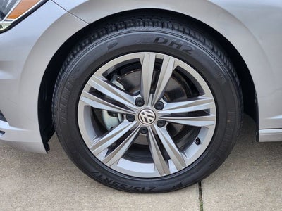 2021 Volkswagen Jetta R-Line