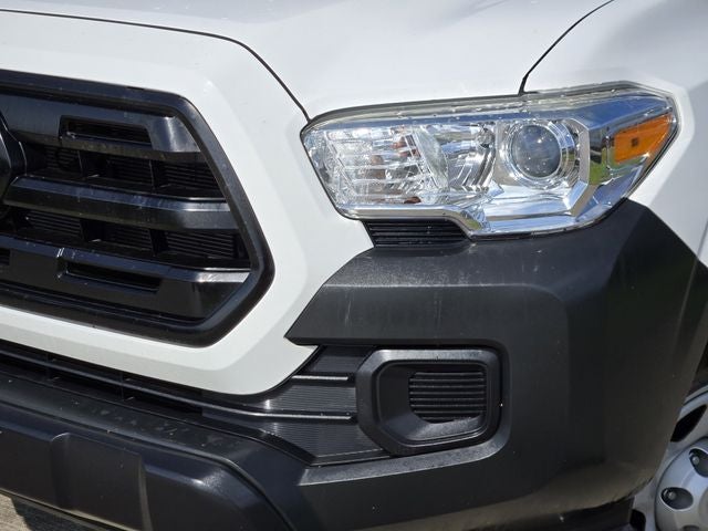 2017 Toyota Tacoma SR