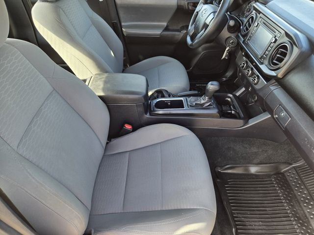 2017 Toyota Tacoma SR