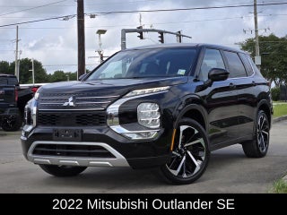 2022 Mitsubishi Outlander SE