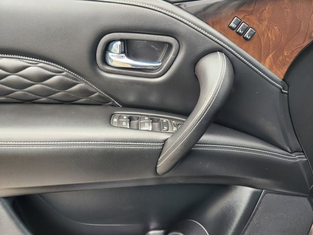 2018 INFINITI QX80 Base