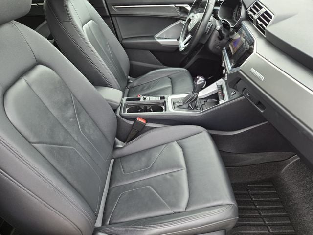 2024 Audi Q3 S Line quattro