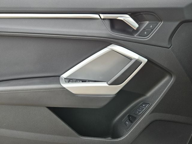 2024 Audi Q3 S Line quattro