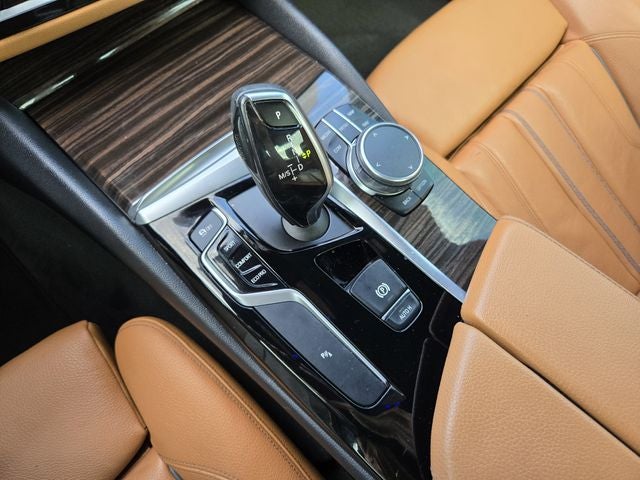 2018 BMW 5 Series 540i