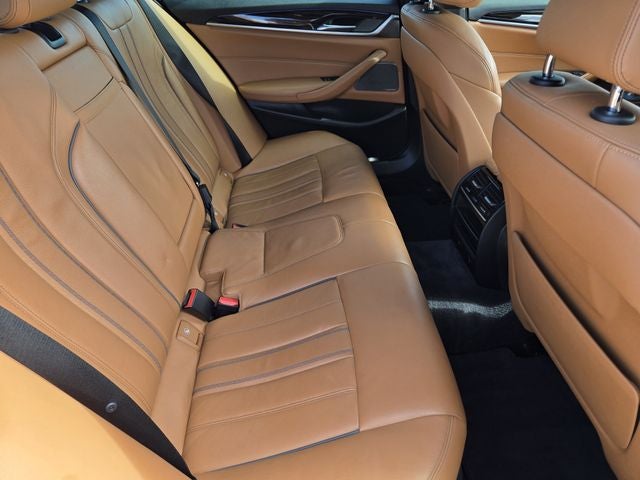 2018 BMW 5 Series 540i