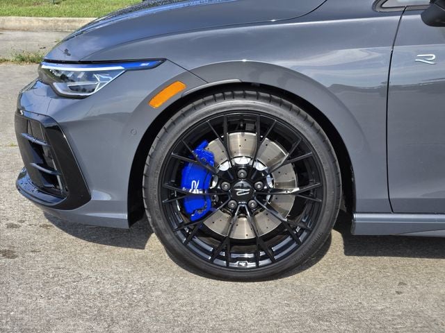 2026 Volkswagen Golf R Base