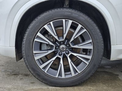2022 Volvo XC90 T5 Momentum
