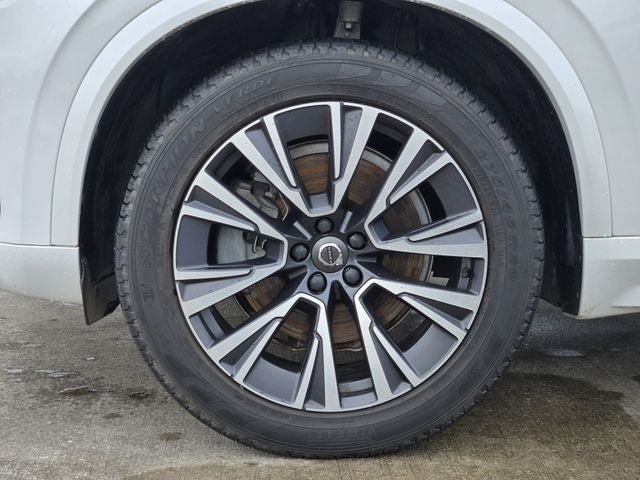 2022 Volvo XC90 T5 Momentum