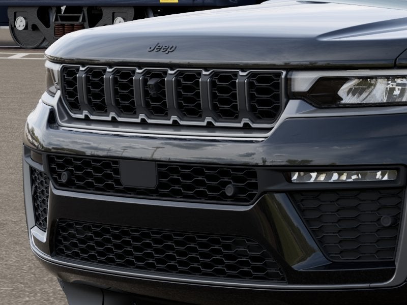 2027 Jeep Grand Cherokee Limited Reserve