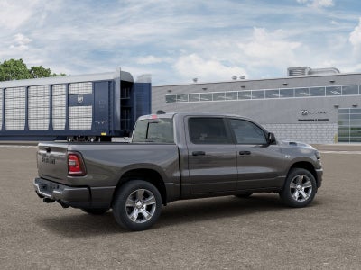 2026 RAM 1500 RAM 1500 EXPRESS CREW CAB 4X2 5'7' BOX