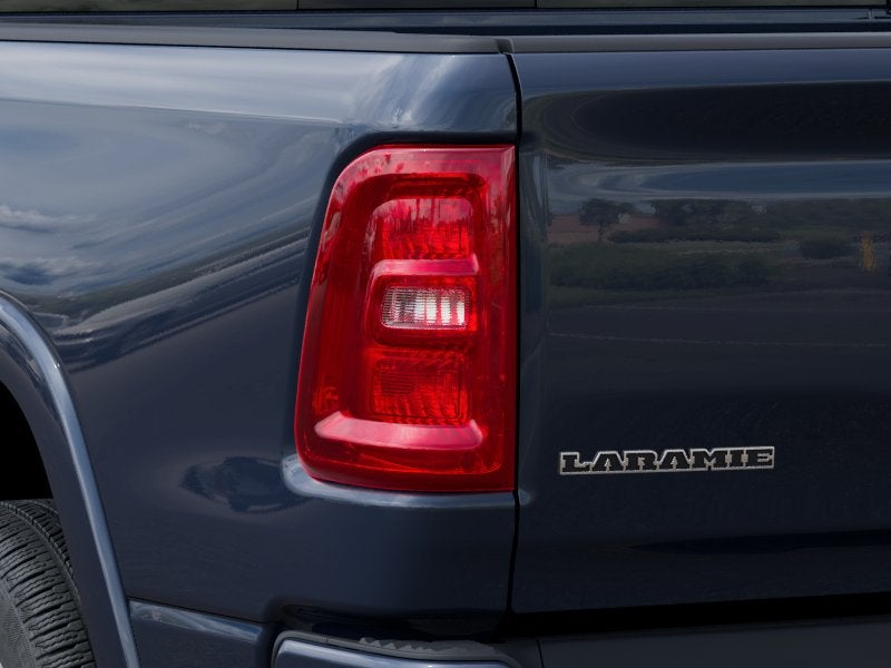 2026 RAM 1500 RAM 1500 LARAMIE CREW CAB 4X2 5'7' BOX