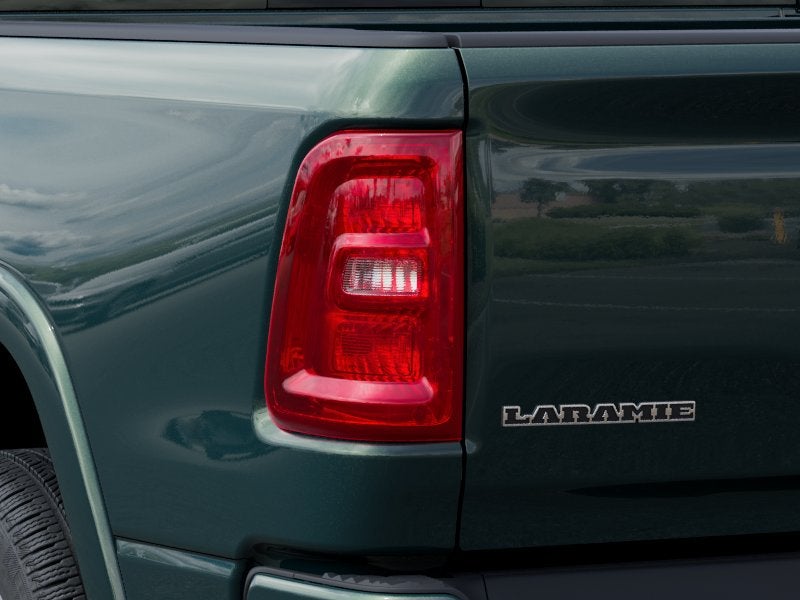 2026 RAM 1500 RAM 1500 LARAMIE CREW CAB 4X2 5'7' BOX