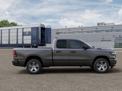 2026 RAM 1500 RAM 1500 EXPRESS QUAD CAB 4X2 6'4' BOX