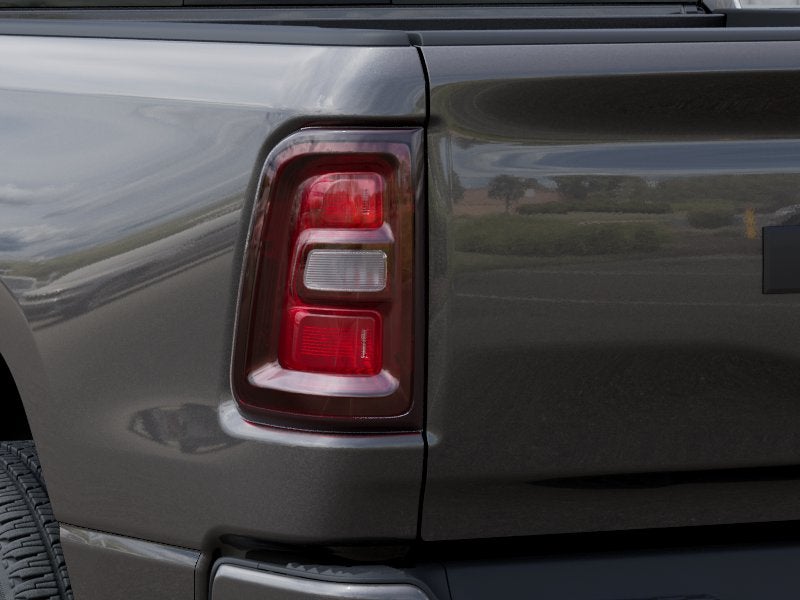 2026 RAM 1500 RAM 1500 EXPRESS QUAD CAB 4X2 6'4' BOX
