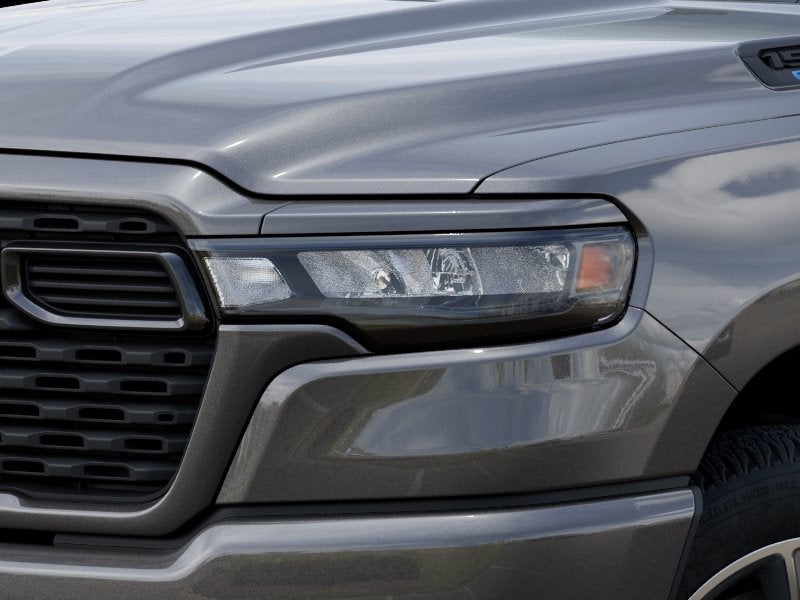 2026 RAM 1500 RAM 1500 EXPRESS QUAD CAB 4X2 6'4' BOX