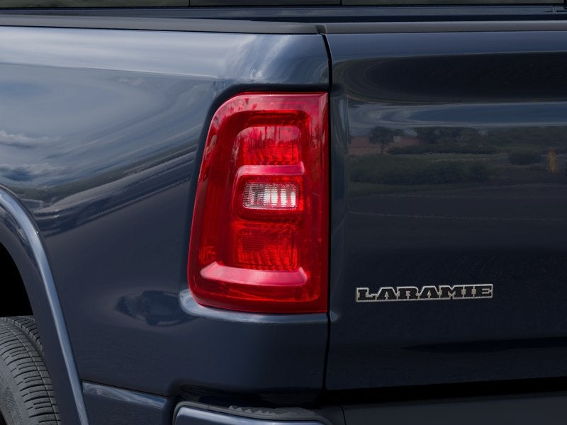 2027 RAM 1500 RAM 1500 LARAMIE CREW CAB 4X4 5'7' BOX