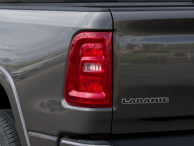2027 RAM 1500 RAM 1500 LARAMIE CREW CAB 4X4 5'7' BOX