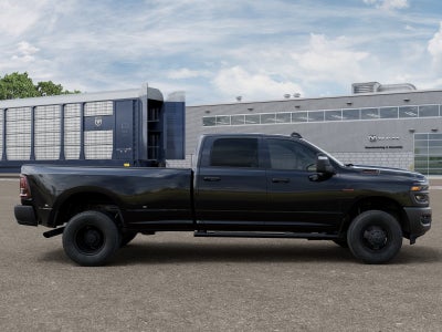 2027 RAM 3500 RAM 3500 TRADESMAN CREW CAB 4X4 8' BOX