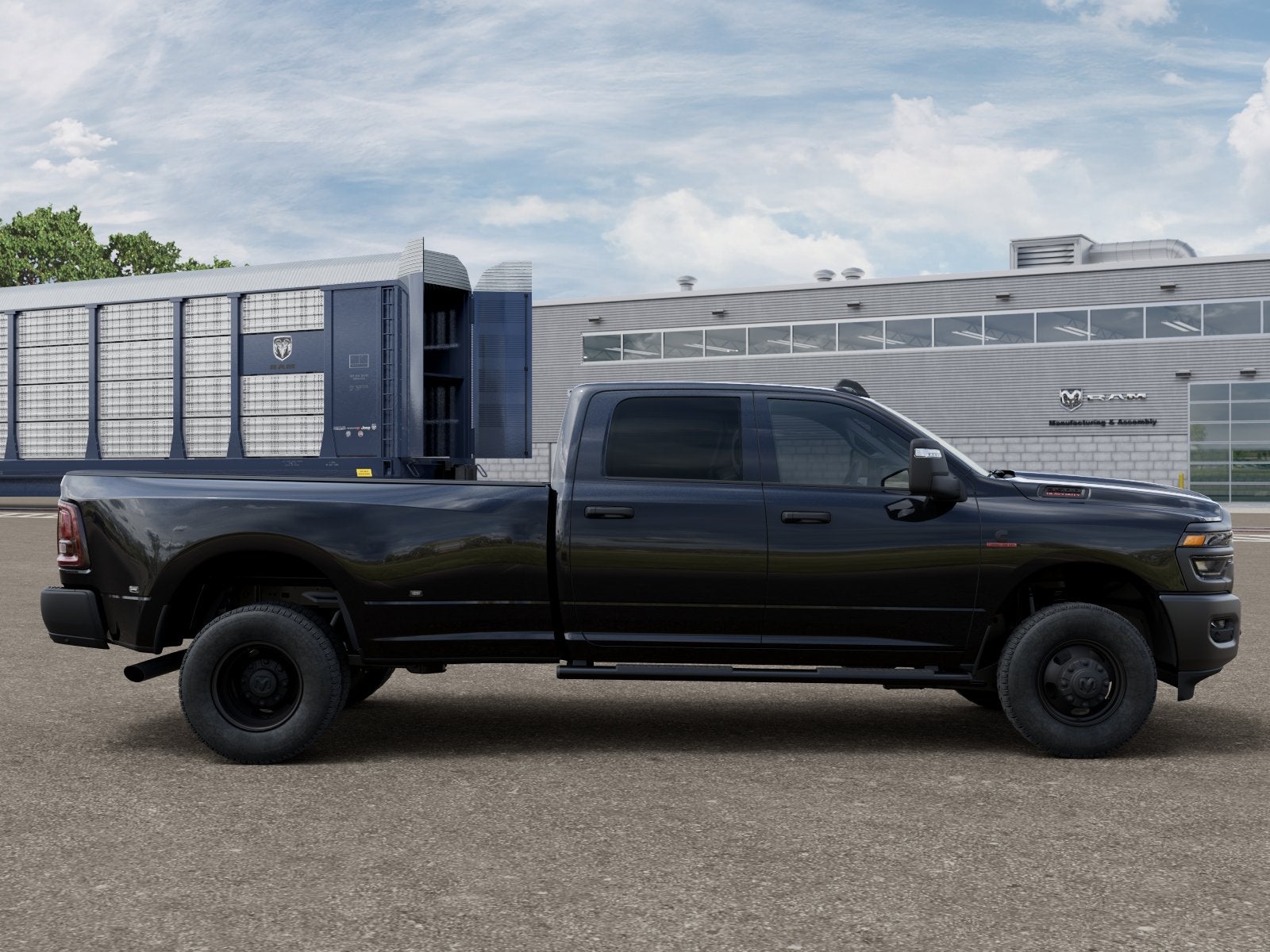 2027 RAM 3500 RAM 3500 TRADESMAN CREW CAB 4X4 8' BOX