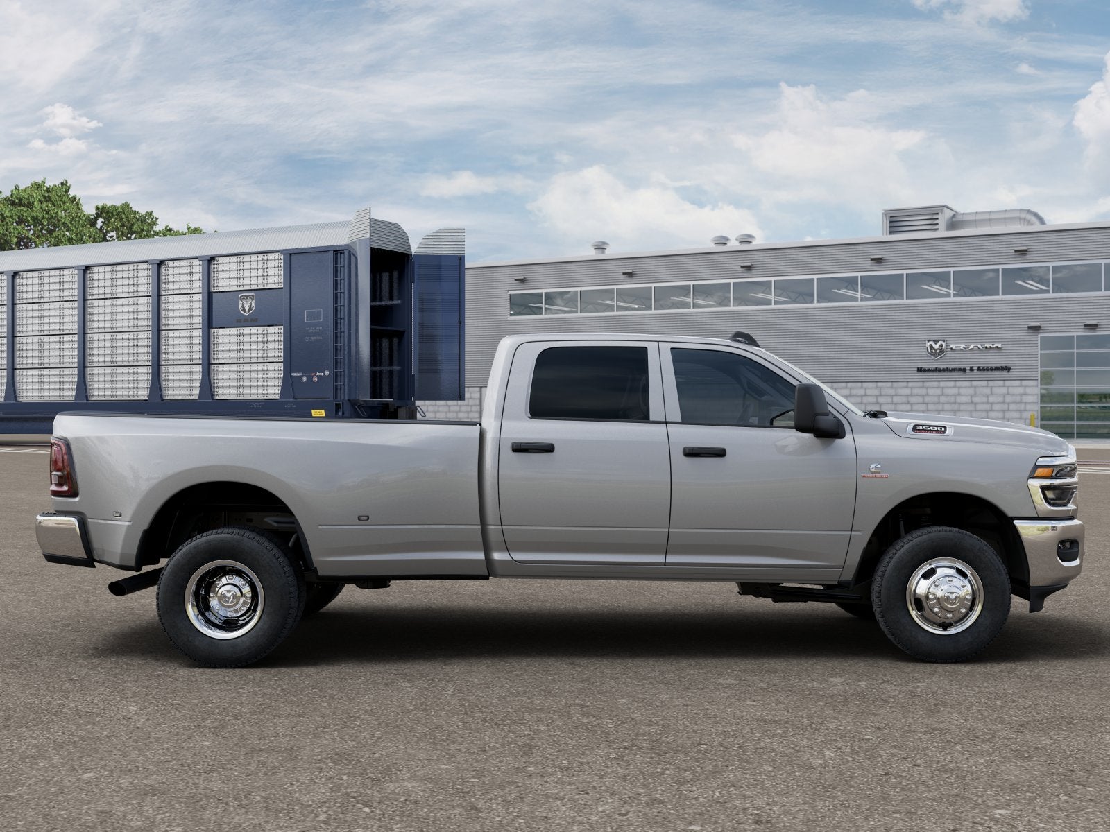 2026 RAM 3500 RAM 3500 TRADESMAN CREW CAB 4X4 8' BOX