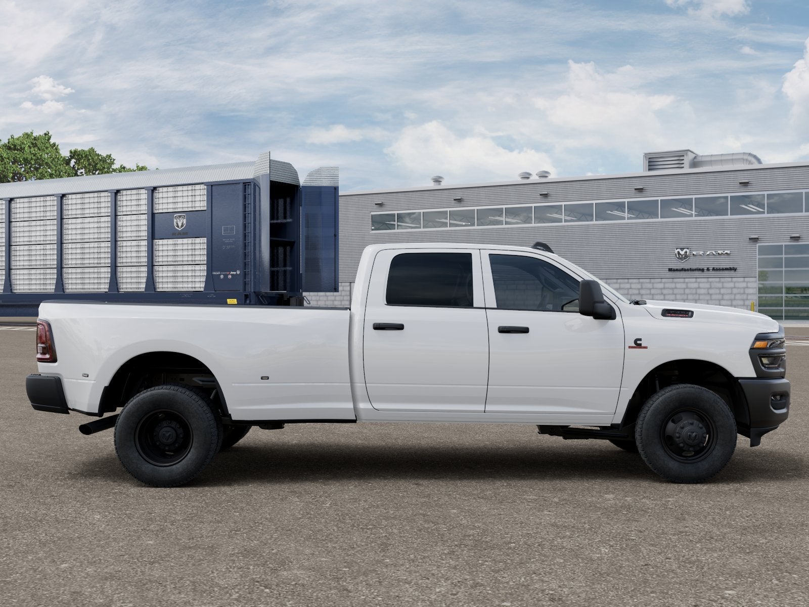 2026 RAM 3500 RAM 3500 TRADESMAN CREW CAB 4X4 8' BOX
