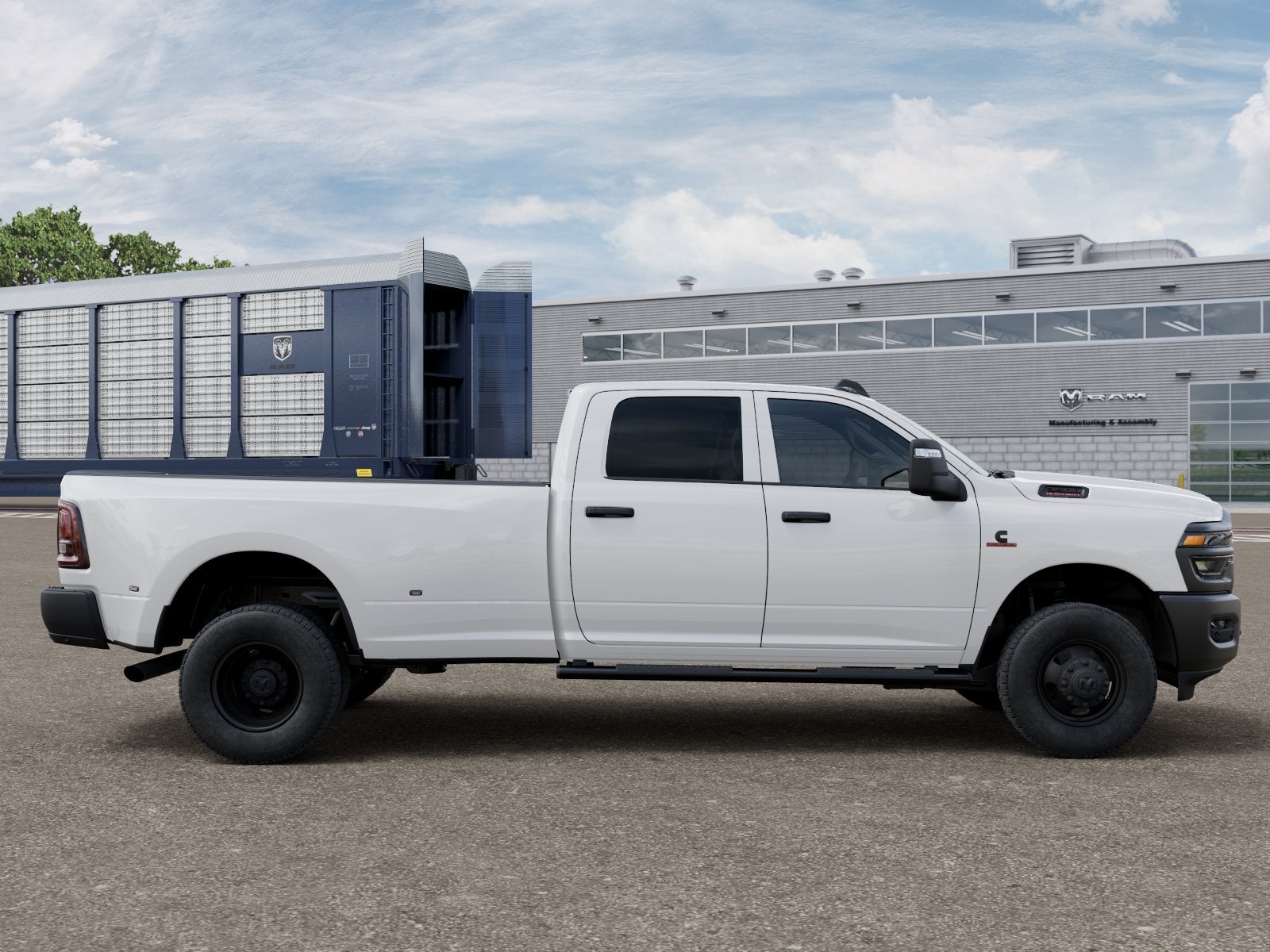 2027 RAM 3500 RAM 3500 TRADESMAN CREW CAB 4X4 8' BOX