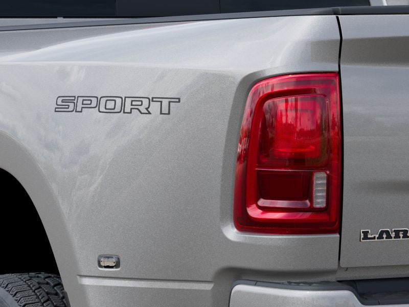 2026 RAM 3500 RAM 3500 LARAMIE CREW CAB 4X4 8' BOX